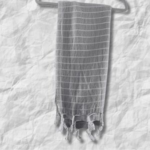 {Unbranded} Striped Throw Blanket